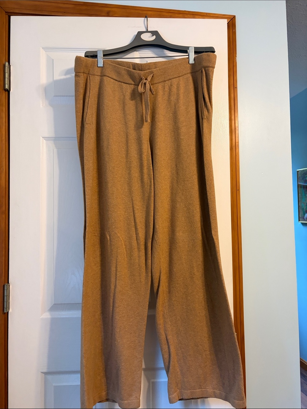 GAP Wide-Leg Knit Pants in Camel Brown